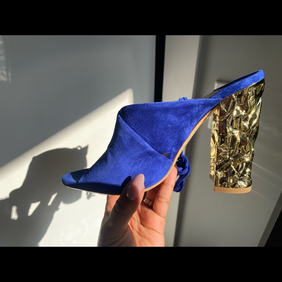 Roberto Festa Blue Suede Gold Heels / Sandals - Picture 1 of 13
